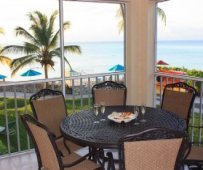 Luxury Ocean Front Condo on Smb! Beautiful Kitchen!!