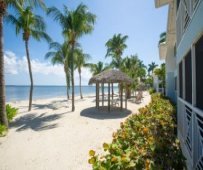 Beautiful 2 bed 2 bath Beachfront in Cayman Kai/Rum Point